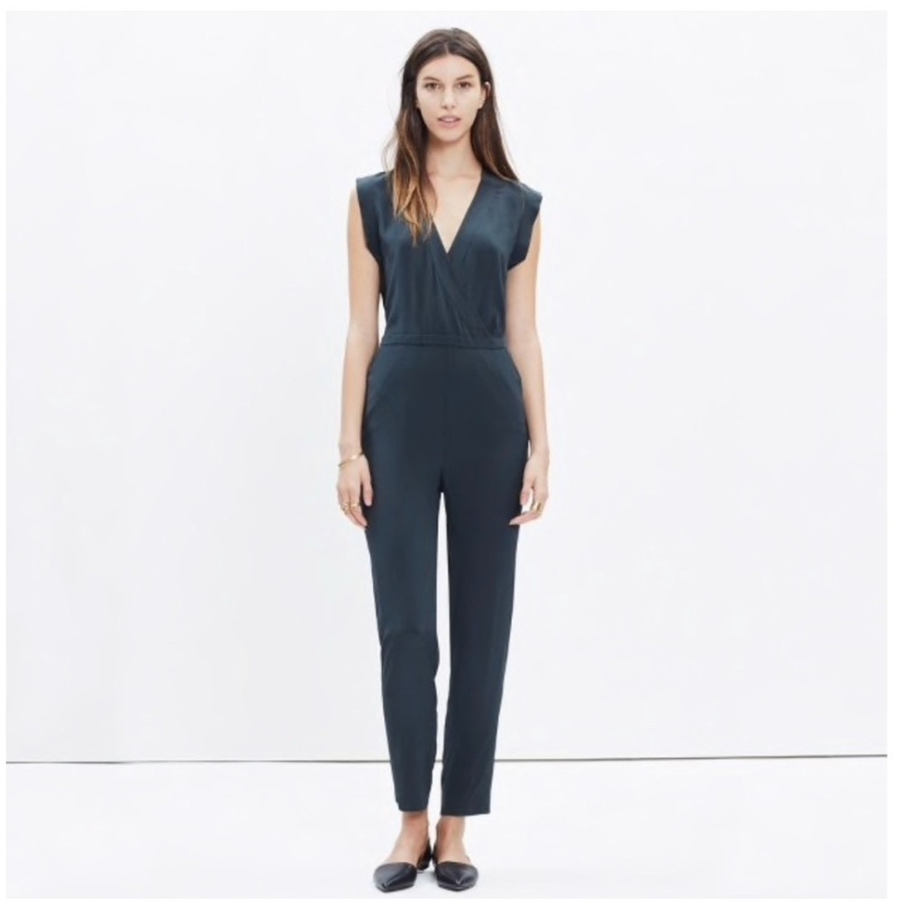 Madewell‎ Forest Green V-Neck Sleeveless Wrap Jumpsuit Tapered Leg Size 0